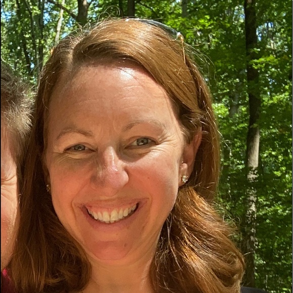 Meet your Posher, Lauren - Picture 1 of 1